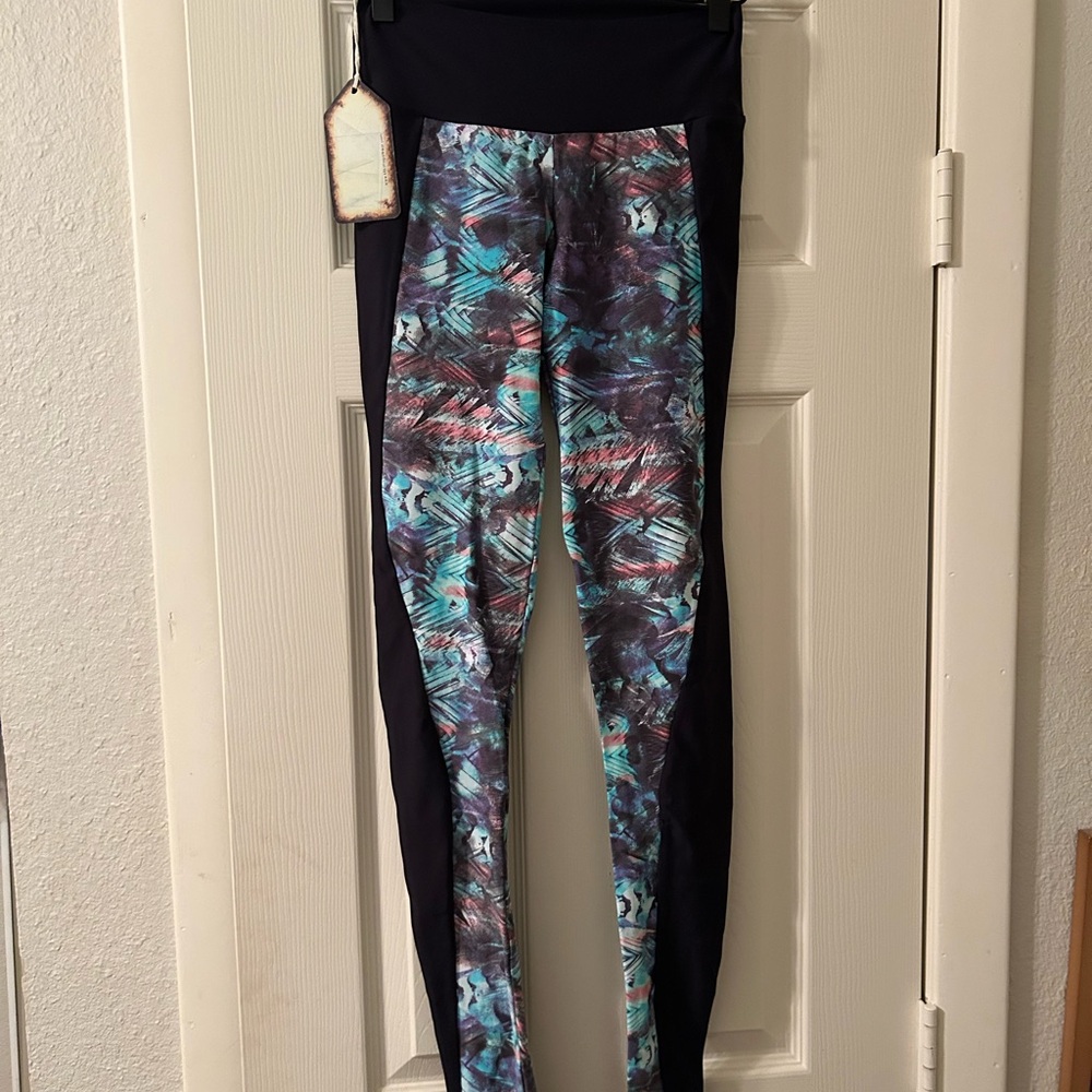 NWT Mika Yoga Leggings